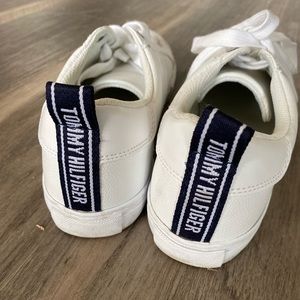tommy hilfiger lamzey sneaker